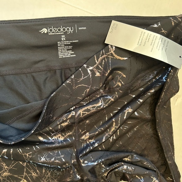 Ideology Athletic Metallic black crop legging NWT Sz-2X F2 - Picture 3 of 8